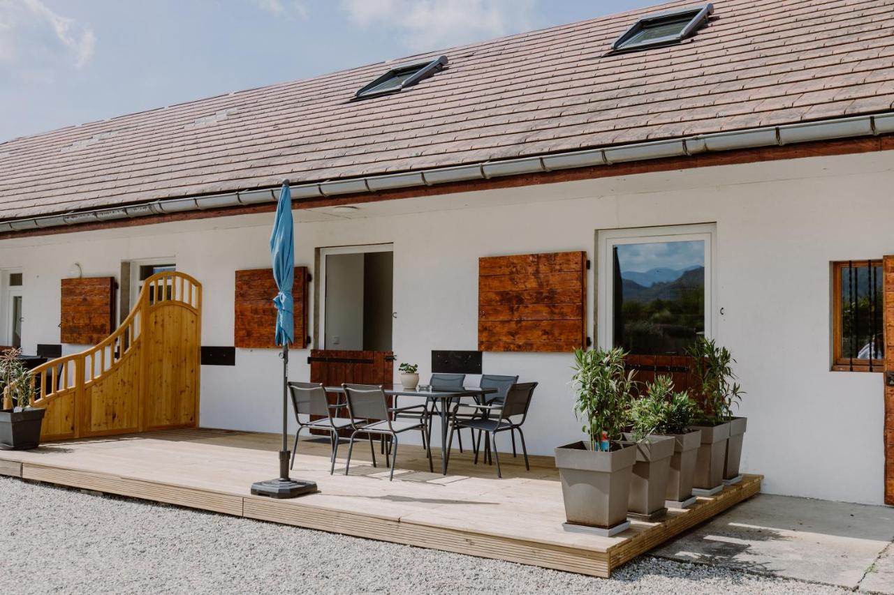 Vila Domaine Les Hirondelles Carmen Domessin Exteriér fotografie