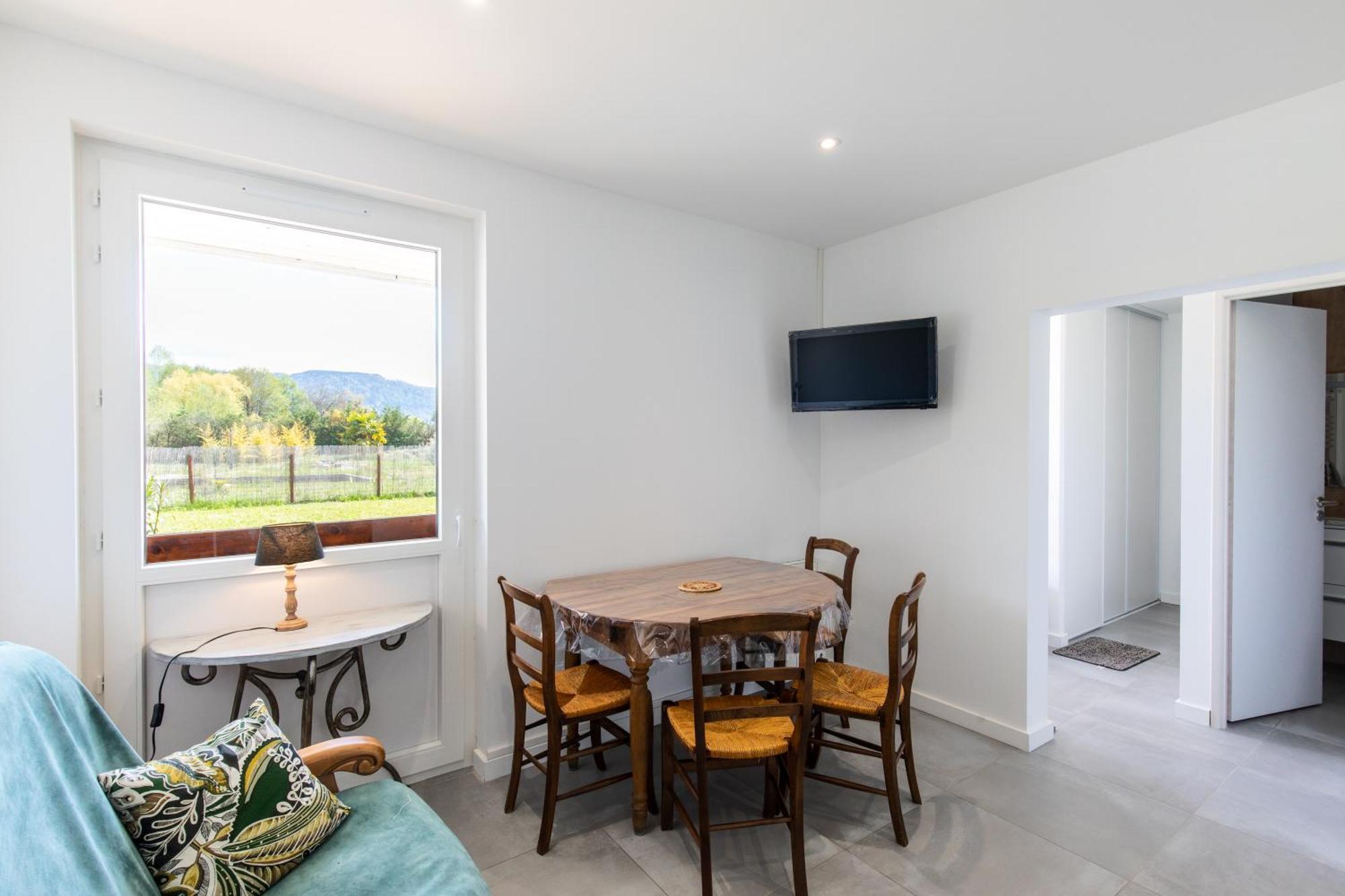 Vila Domaine Les Hirondelles Carmen Domessin Exteriér fotografie